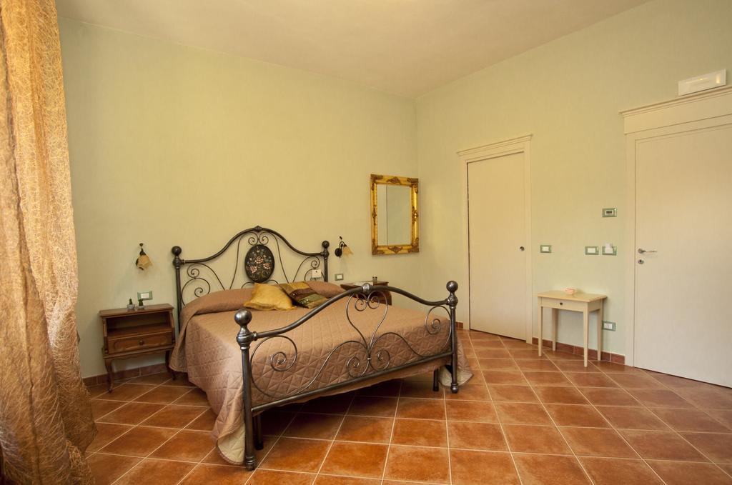 Le Camere Di Nonna Mara Montescudaio Pokoj fotografie